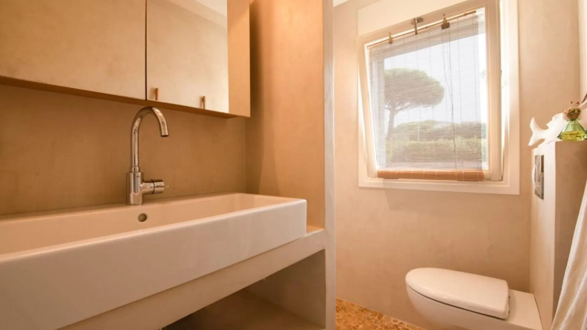 Spacious Apartment In Σαιντ-Μαξίμ
